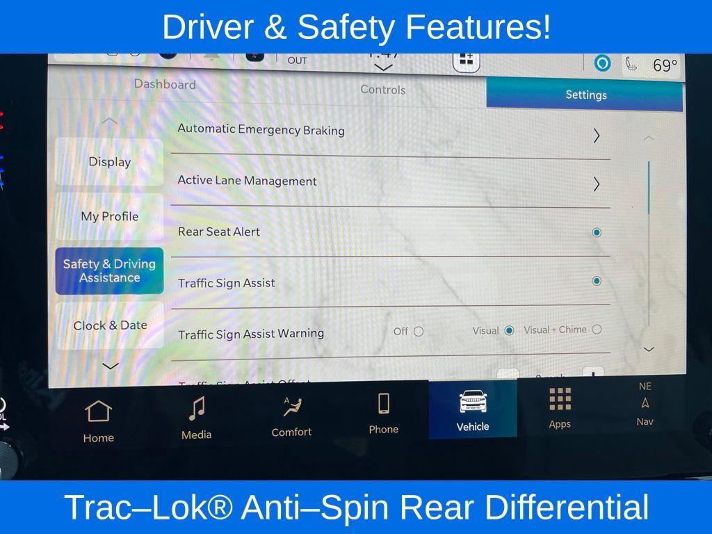 new 2026 Jeep Grand Wagoneer L car, priced at $84,960