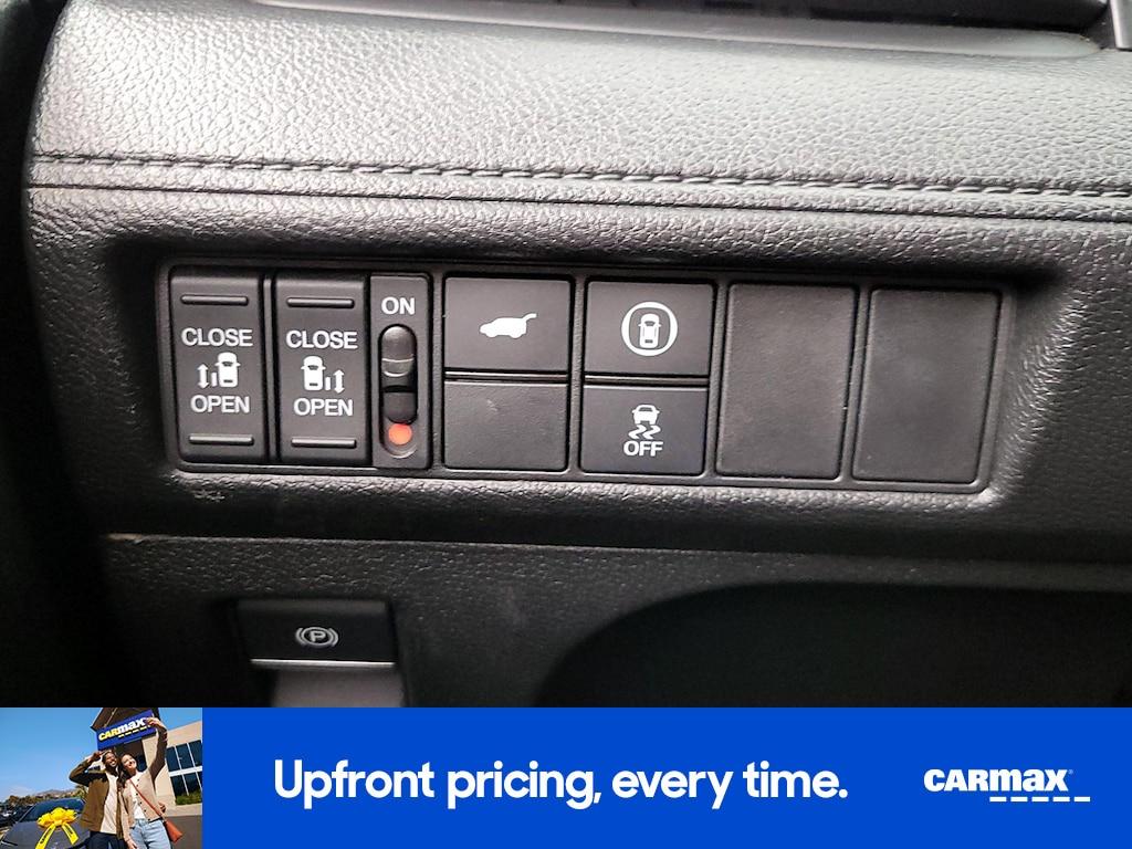 used 2024 Honda Odyssey car, priced at $33,998
