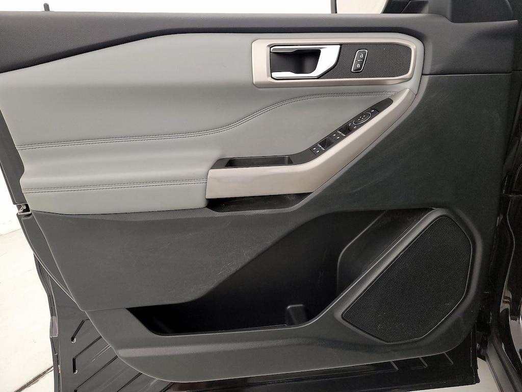 used 2023 Ford Explorer car, priced at $33,998