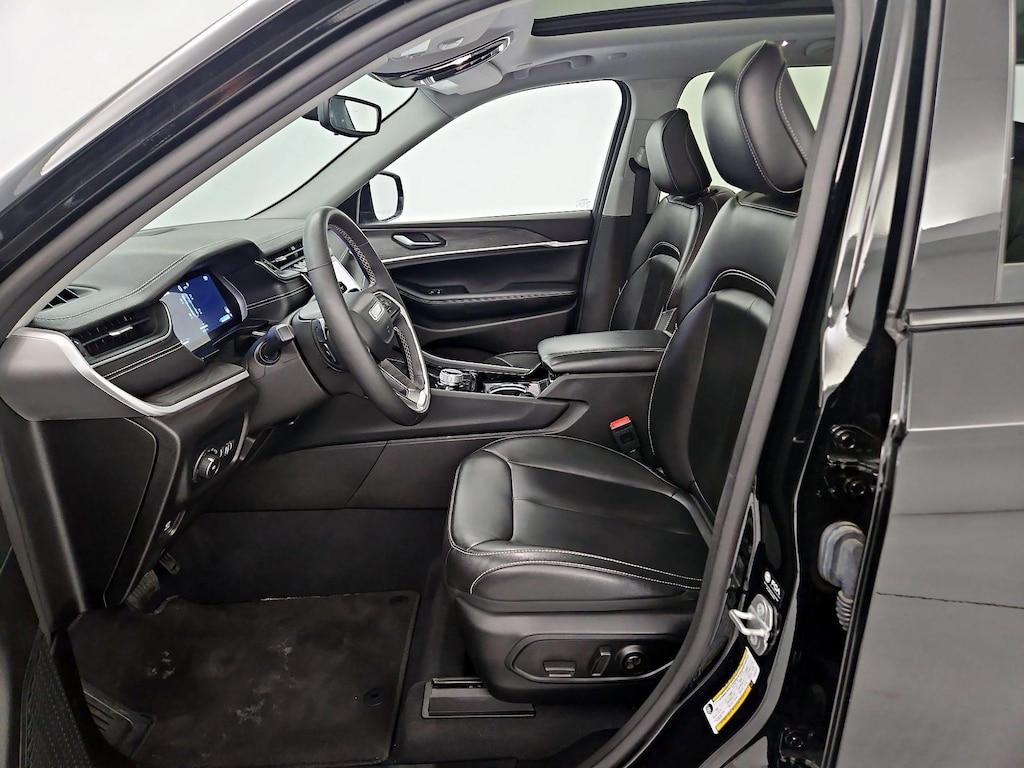 used 2023 Jeep Grand Cherokee car, priced at $31,998