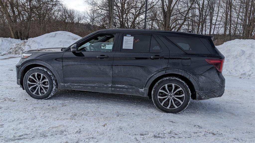 used 2022 Ford Explorer car, priced at $39,866