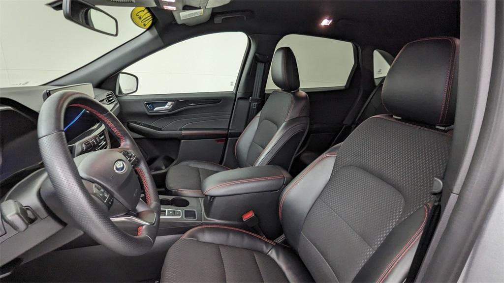 used 2023 Ford Escape car, priced at $25,988