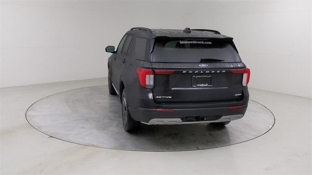 new 2025 Ford Explorer car, priced at $48,660