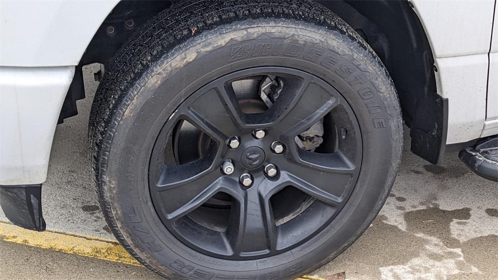 used 2022 Ram 1500 car, priced at $31,556