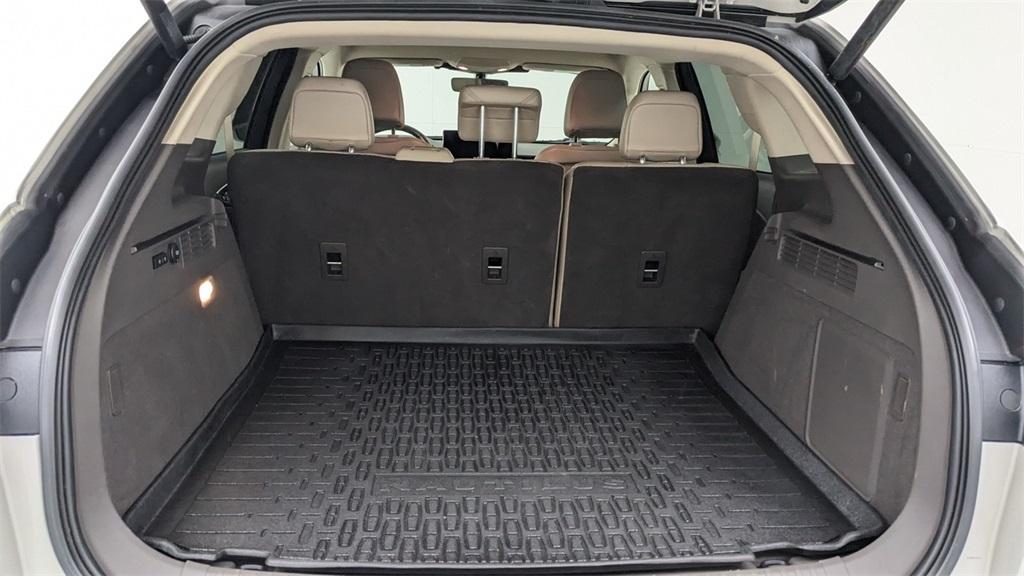 used 2023 Lincoln Nautilus car, priced at $30,486