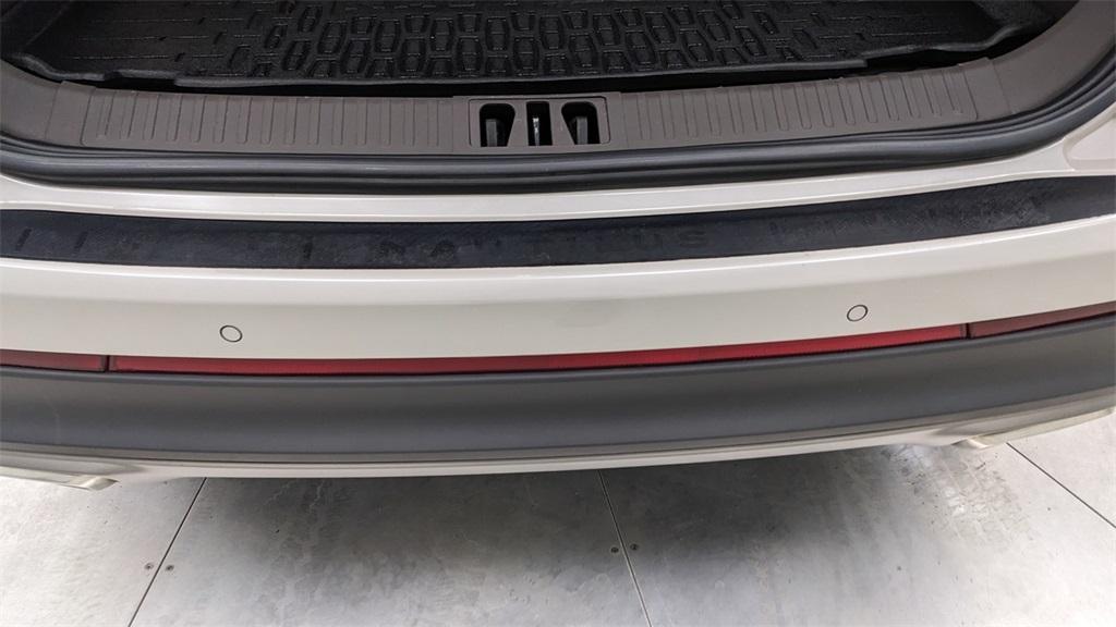 used 2023 Lincoln Nautilus car, priced at $30,486