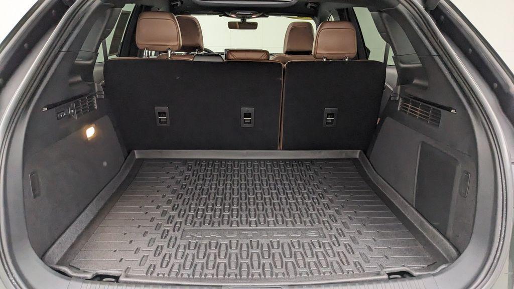 used 2023 Lincoln Nautilus car, priced at $37,987