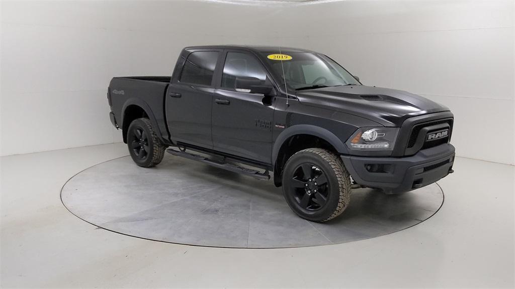 used 2019 Ram 1500 Classic car, priced at $29,900