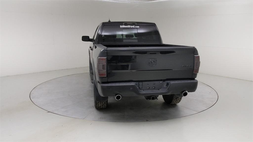 used 2019 Ram 1500 Classic car, priced at $29,900