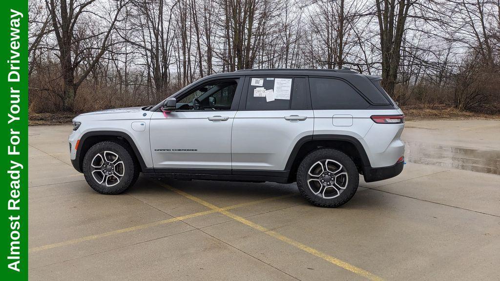 used 2022 Jeep Grand Cherokee 4xe car, priced at $29,999