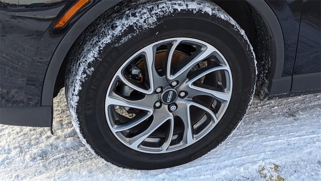 used 2022 Lincoln Corsair car, priced at $22,995