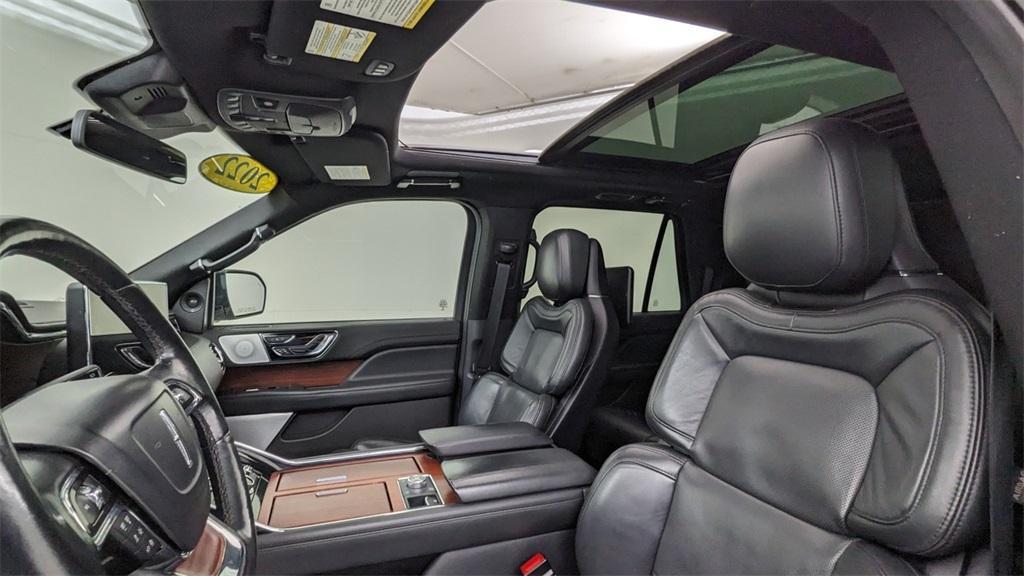 used 2022 Lincoln Navigator car, priced at $47,993