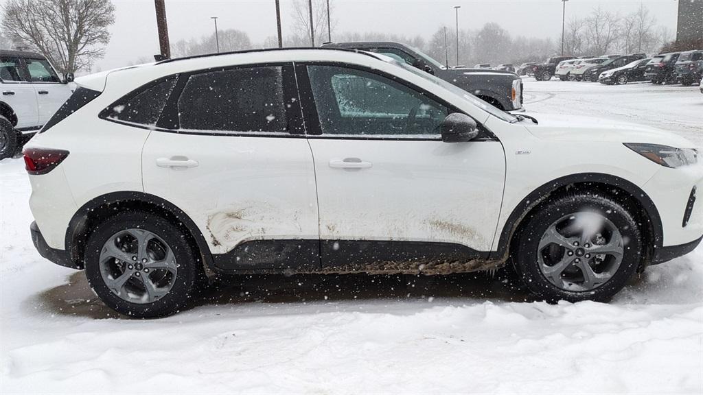 used 2025 Ford Escape car, priced at $26,749