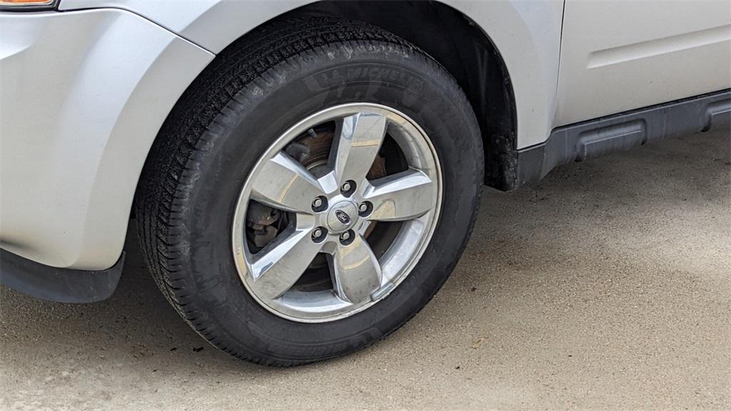 used 2012 Ford Escape car, priced at $7,498