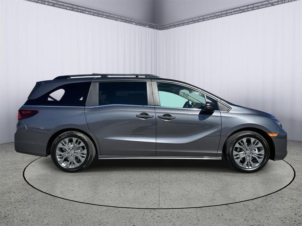 new 2026 Honda Odyssey car, priced at $48,385
