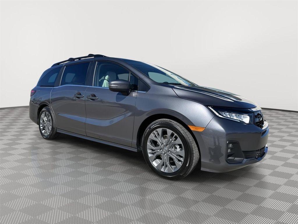 new 2026 Honda Odyssey car, priced at $47,635