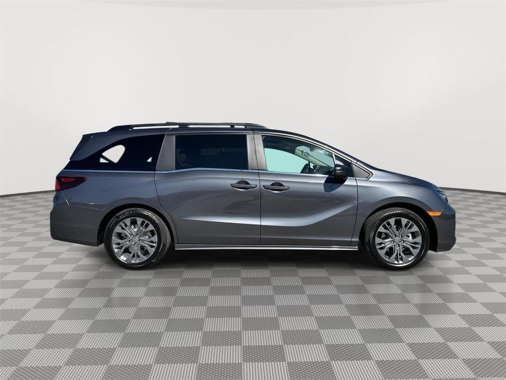 new 2026 Honda Odyssey car, priced at $47,635