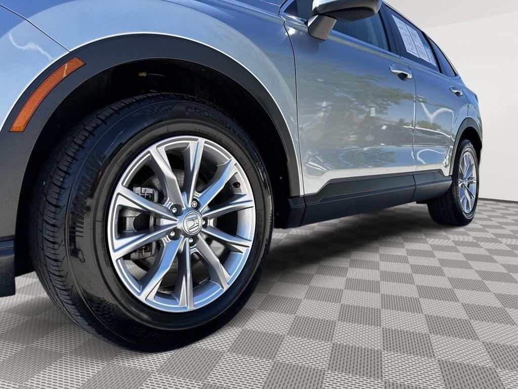 used 2023 Honda CR-V car, priced at $31,000