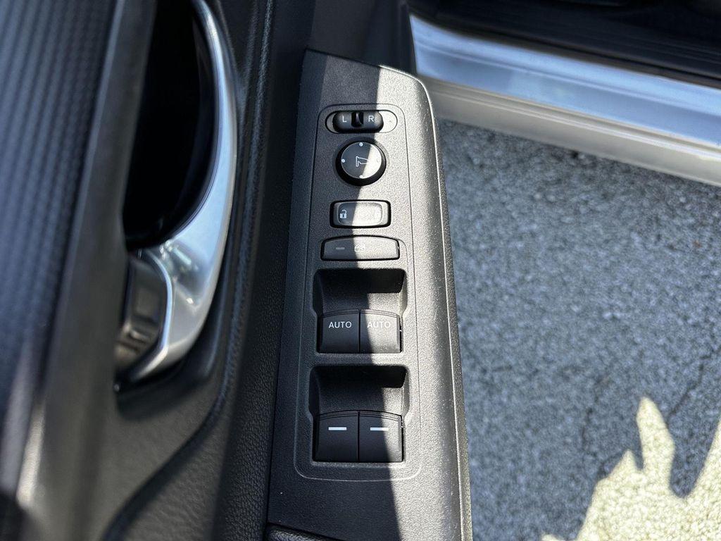 used 2023 Honda CR-V car, priced at $31,000