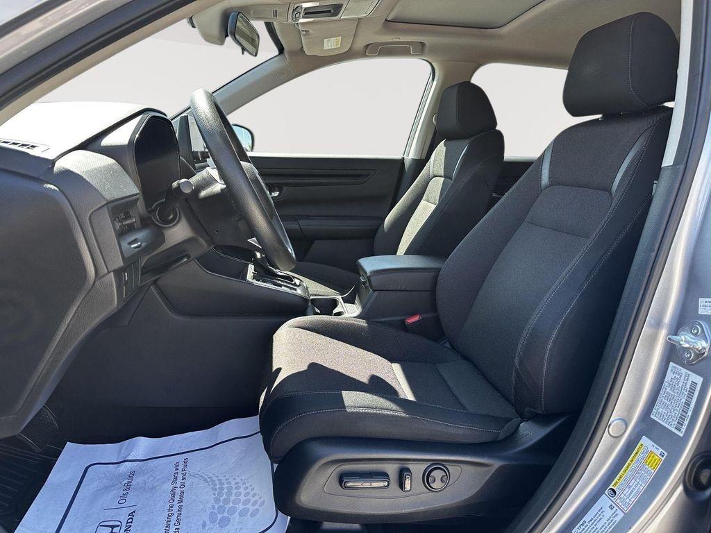 used 2023 Honda CR-V car, priced at $31,000