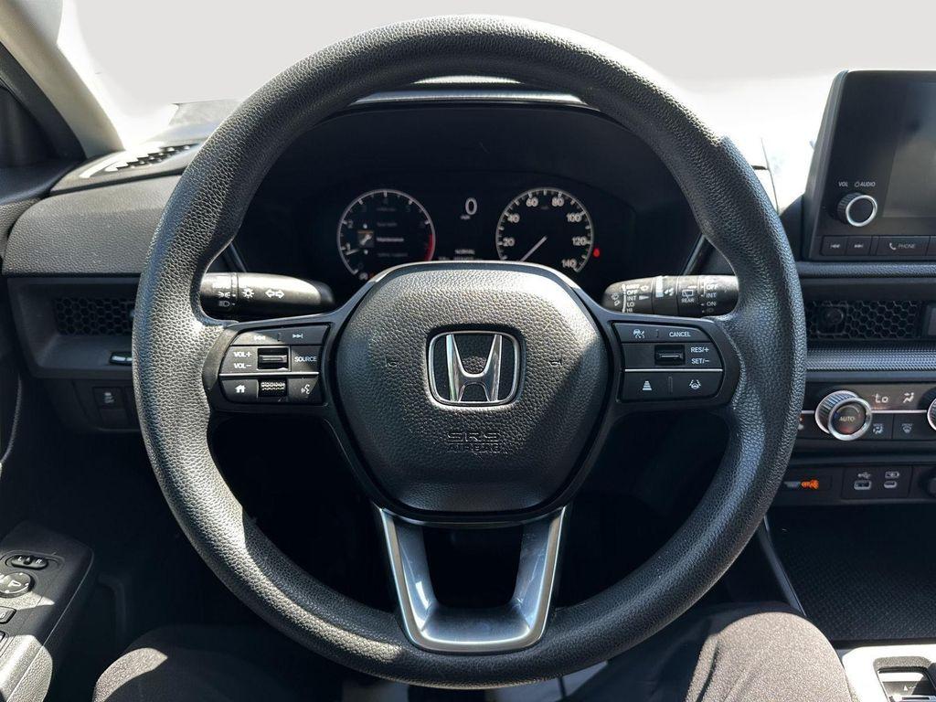 used 2023 Honda CR-V car, priced at $31,000
