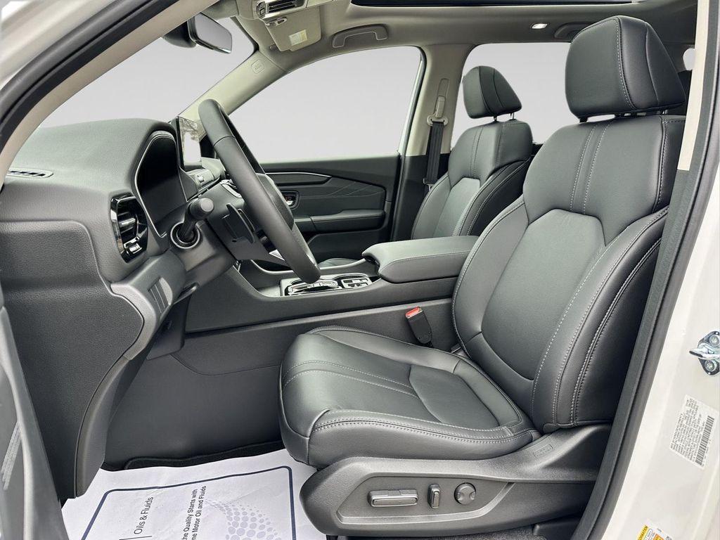 new 2026 Honda Pilot car, priced at $50,545