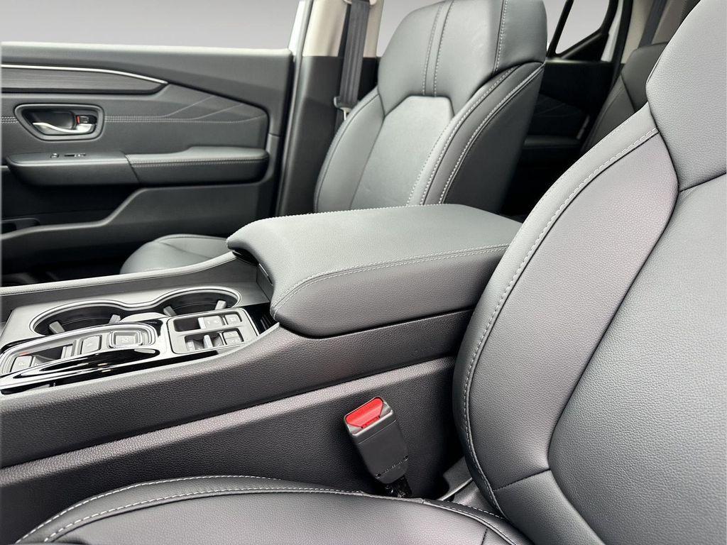 new 2026 Honda Pilot car, priced at $50,545