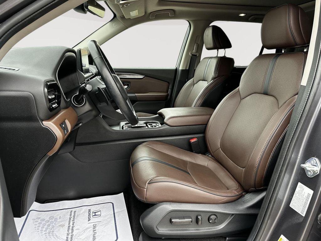 used 2024 Honda Pilot car, priced at $48,000