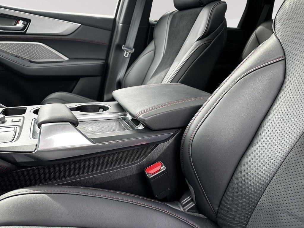 used 2023 Acura MDX car, priced at $38,500