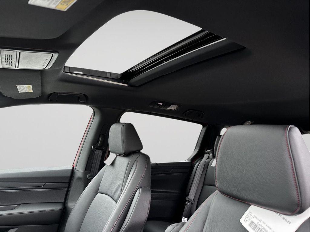 new 2026 Honda Odyssey car, priced at $43,497