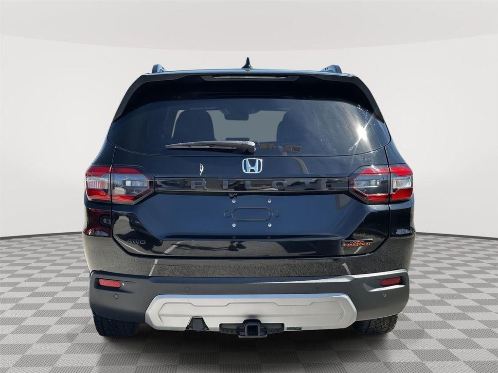 used 2024 Honda Pilot car, priced at $43,000