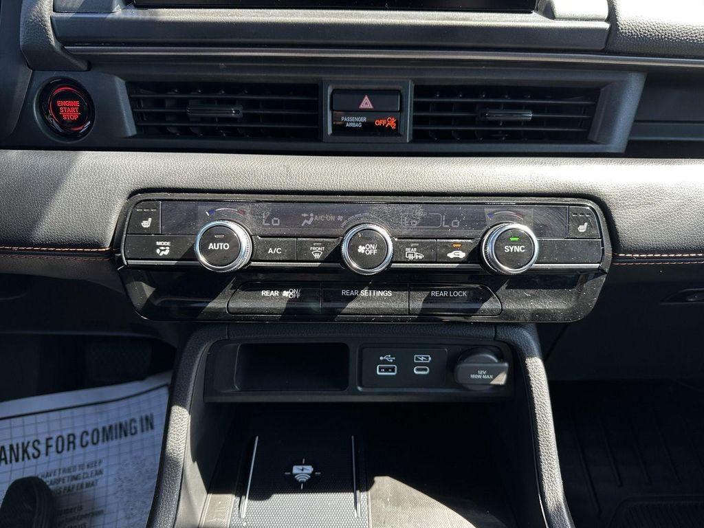 used 2024 Honda Pilot car, priced at $43,000