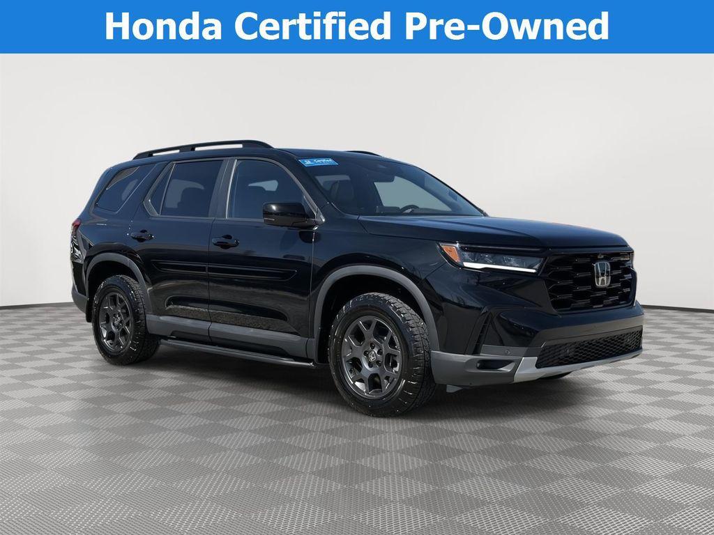 used 2024 Honda Pilot car, priced at $43,000
