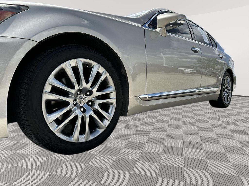 used 2013 Lexus LS 460 car, priced at $21,500