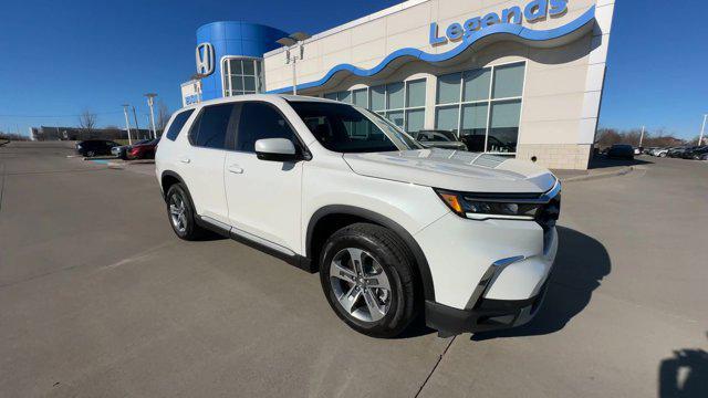 used 2025 Honda Pilot car, priced at $43,000