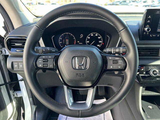 used 2025 Honda Pilot car, priced at $43,000