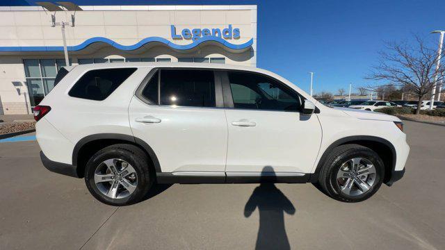 used 2025 Honda Pilot car, priced at $43,000