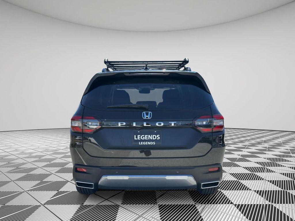 new 2026 Honda Pilot car, priced at $47,635