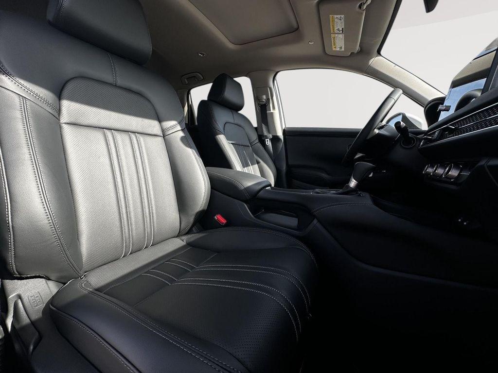 new 2027 Honda HR-V car, priced at $33,355