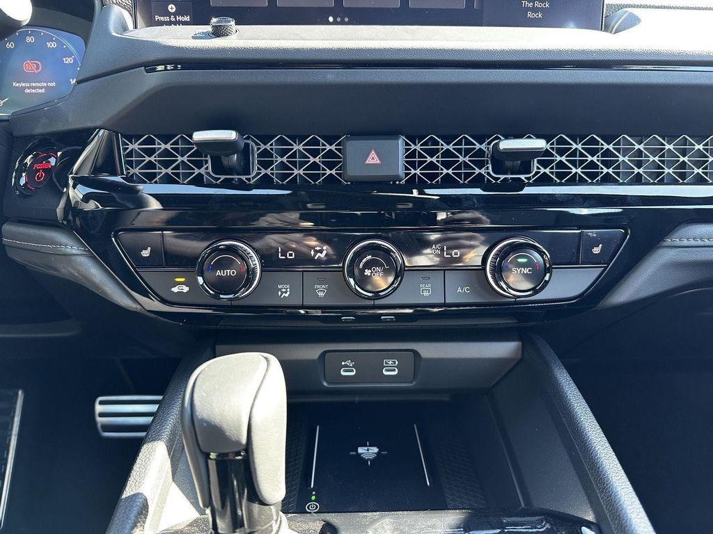 new 2026 Honda Accord Hybrid car, priced at $35,612