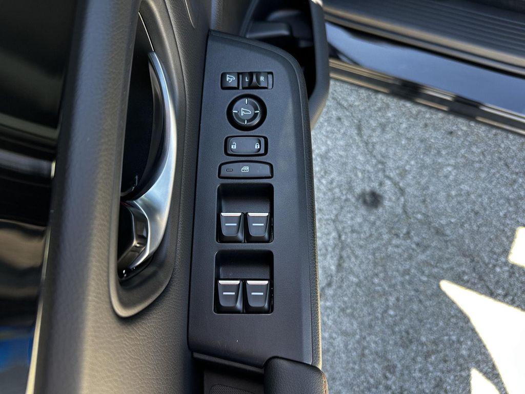used 2025 Honda Pilot car, priced at $49,500