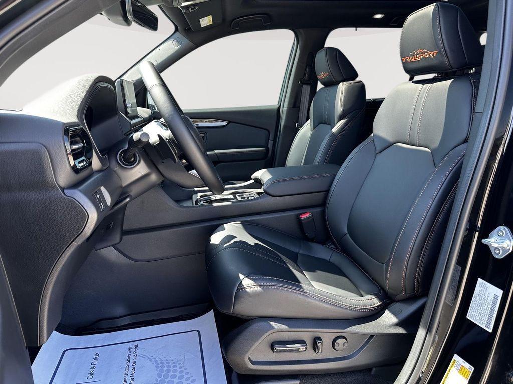 used 2025 Honda Pilot car, priced at $49,500
