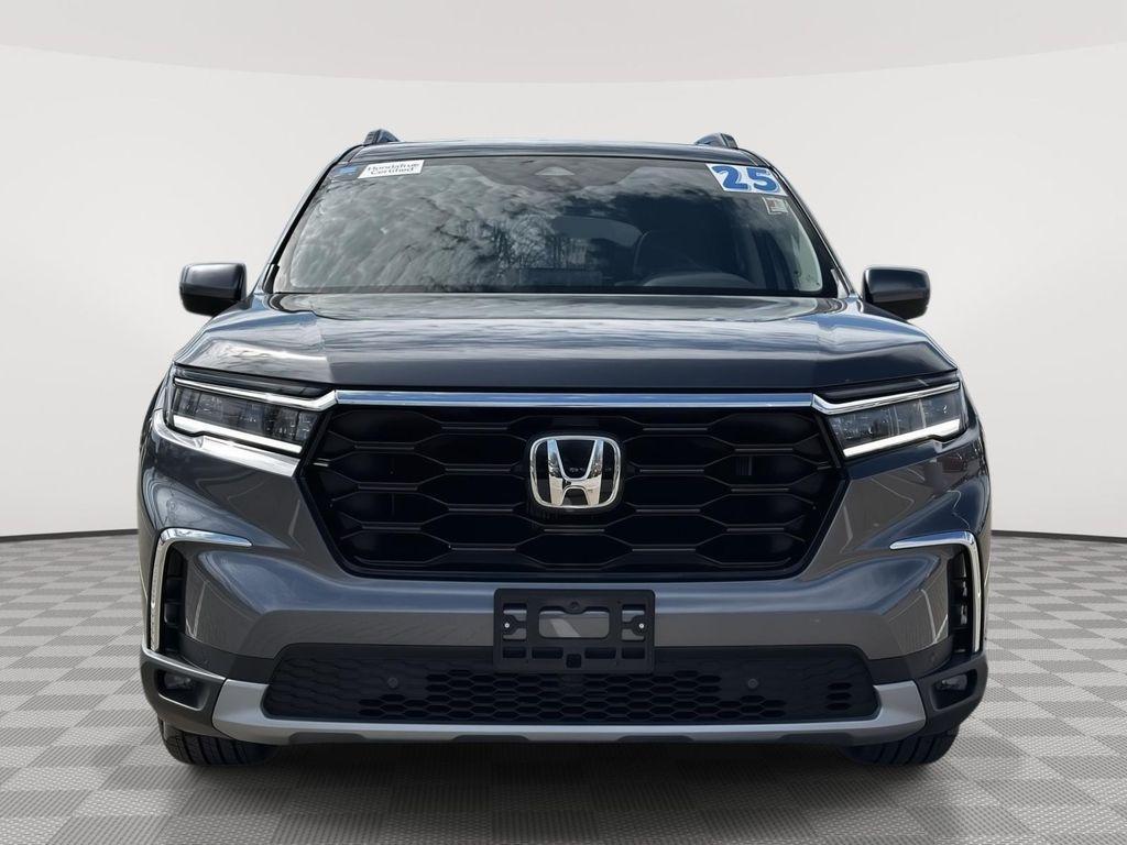 used 2025 Honda Pilot car, priced at $49,000