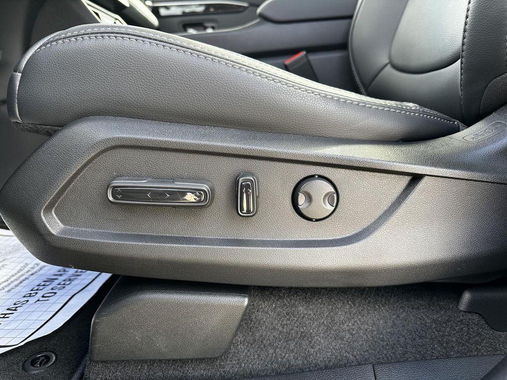 used 2025 Honda Pilot car, priced at $49,000