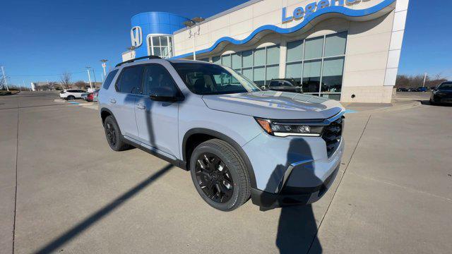 new 2025 Honda Pilot car, priced at $53,450