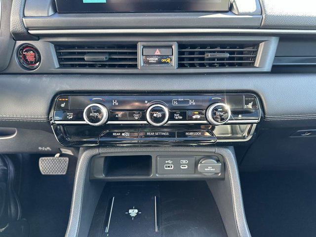 new 2025 Honda Pilot car, priced at $53,450