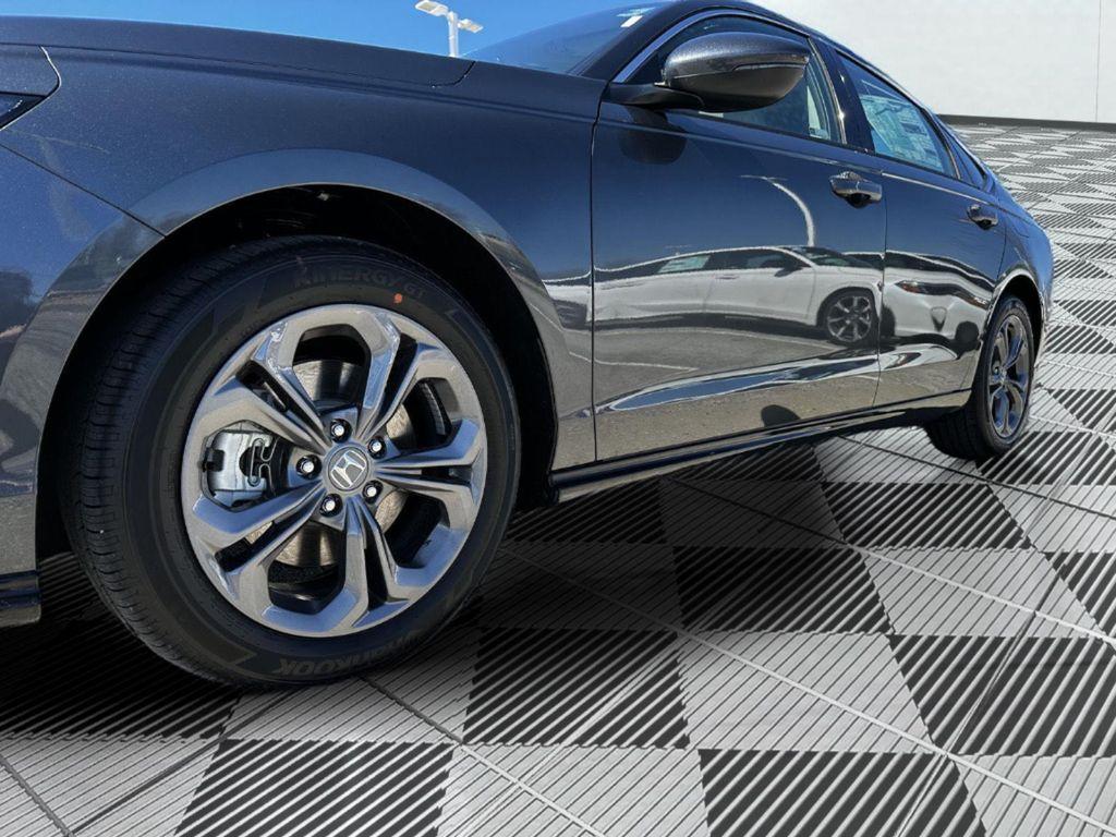 new 2026 Honda Accord Hybrid car, priced at $36,290