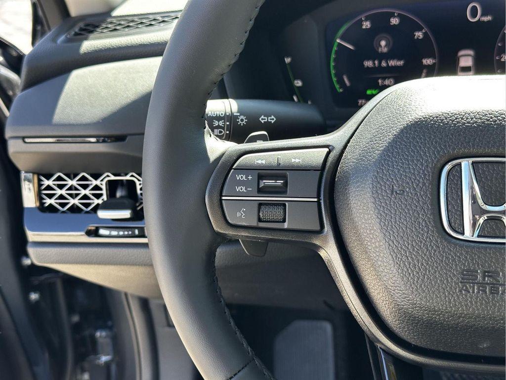 new 2026 Honda Accord Hybrid car, priced at $36,290