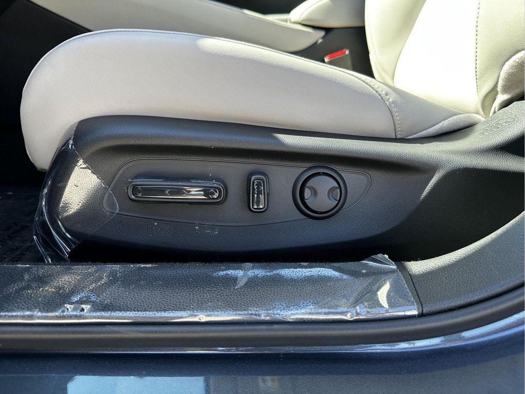 new 2026 Honda Accord Hybrid car, priced at $36,290