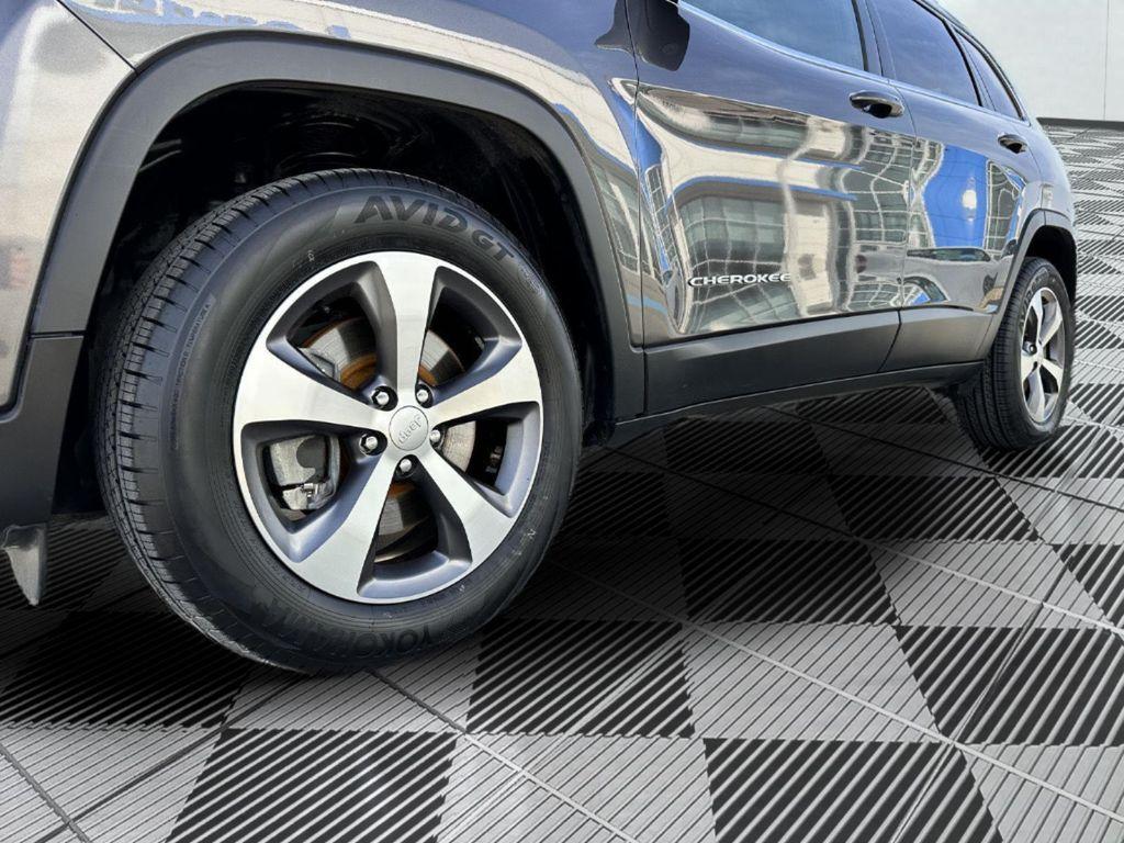 used 2021 Jeep Cherokee car, priced at $19,500